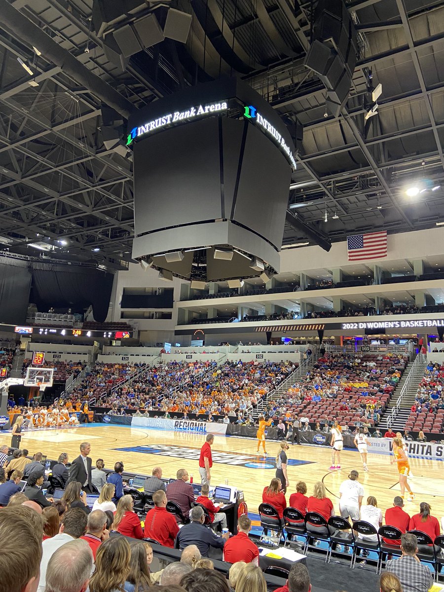 MissKYBella's tweet photo. Hate that @INTRUSTarena isn’t better about hosting!!  Who ever heard general admission seating at a basketball tournament and now scoreboard issues?!?! https://t.co/EMPQi4RBIV