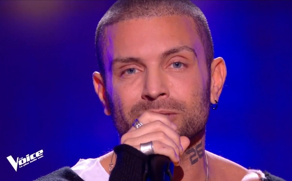 David Lempell, une voix incroyable, claire et charismatique !👌❤
<a href="/nikosaliagas/">Nikos Aliagas</a> <a href="/MatthieuGrelier/">MG</a> <a href="/pascalguix/">pascal gx</a> <a href="/BrunoBerberes1/">Bruno Berberes</a> #TF1 #TheVoice