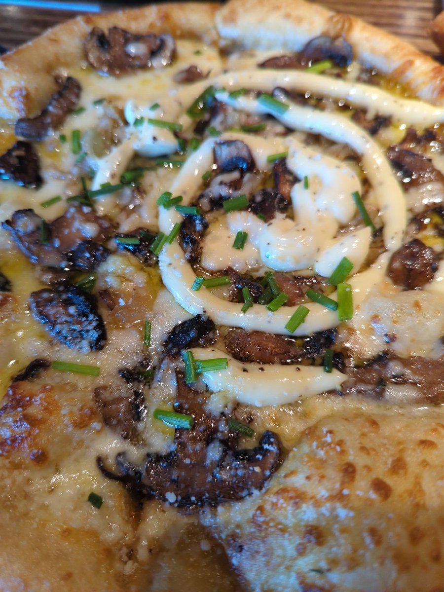 QuasarSure's tweet photo. #PizzADA https://t.co/Fwp7M4WVjI
