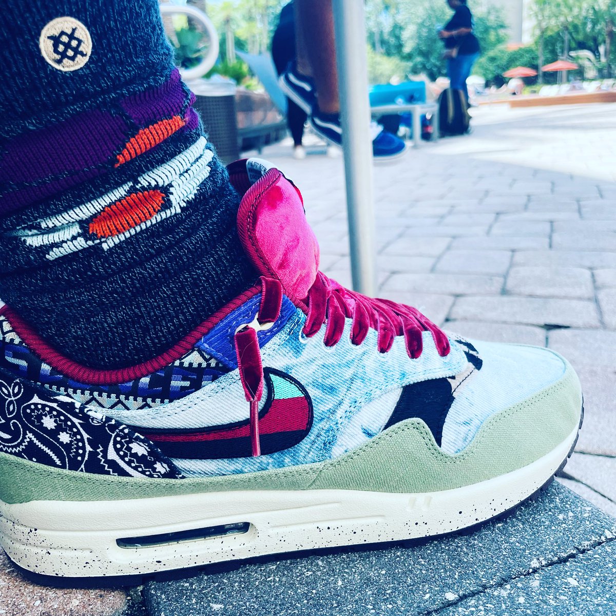 tmarsh799's tweet photo. @champssports https://t.co/am7D1hImRp