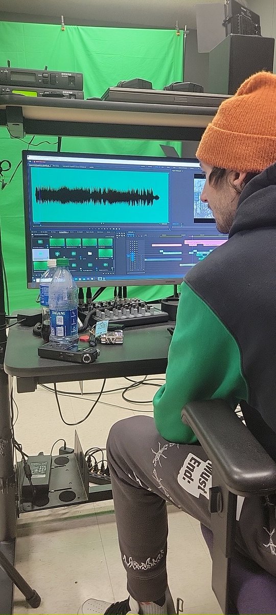 Bottom of the 9th inning for #kstate48...