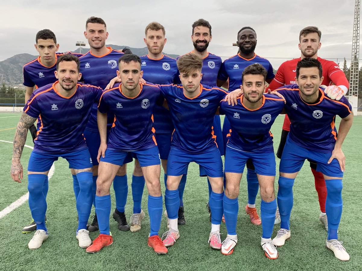 Houngan_Spirit's tweet photo. Gran partido hoy el disputado en Abarán @CDHoyadelCampo Vs @edmfchurra donde lo más importante ha sido la suma de los tres puntos ¡Vamos Churra!! 💚 https://t.co/lvkwmf8ETU