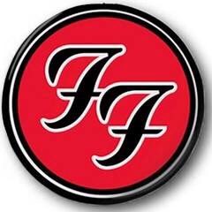 linkinparkfan87's tweet photo. So sad to hear the news that the legend that is Taylor Hawkins has died the @foofighters are one of my favourite bands in the world and Taylor is an incredible drummer. He will be missed by so many of us 🤟🥁😥 #RIPTaylorHawkins #LostLegend #FooFighters https://t.co/fzTbSZ8YrZ