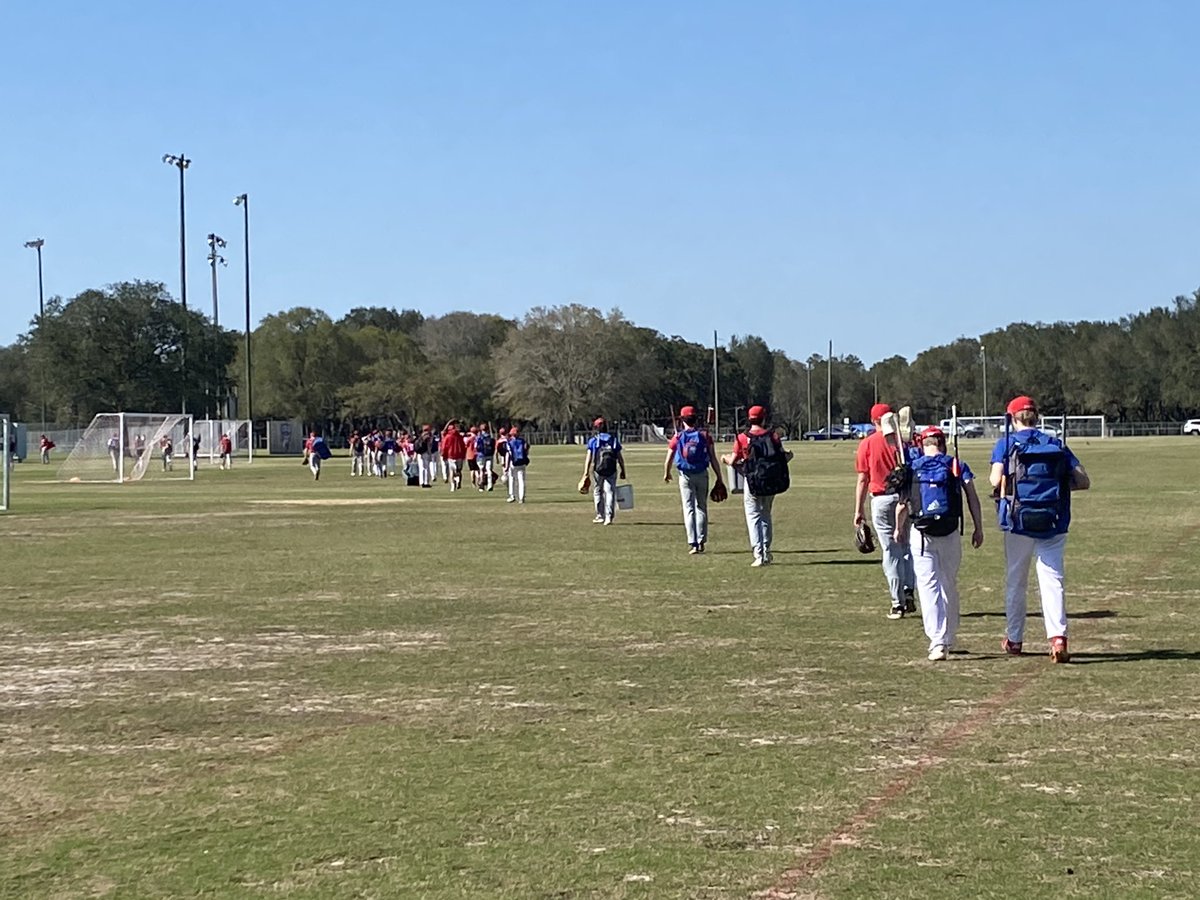 Off the bus, straight to our 1st practice in Florida #BusinessTrip #BeSharks