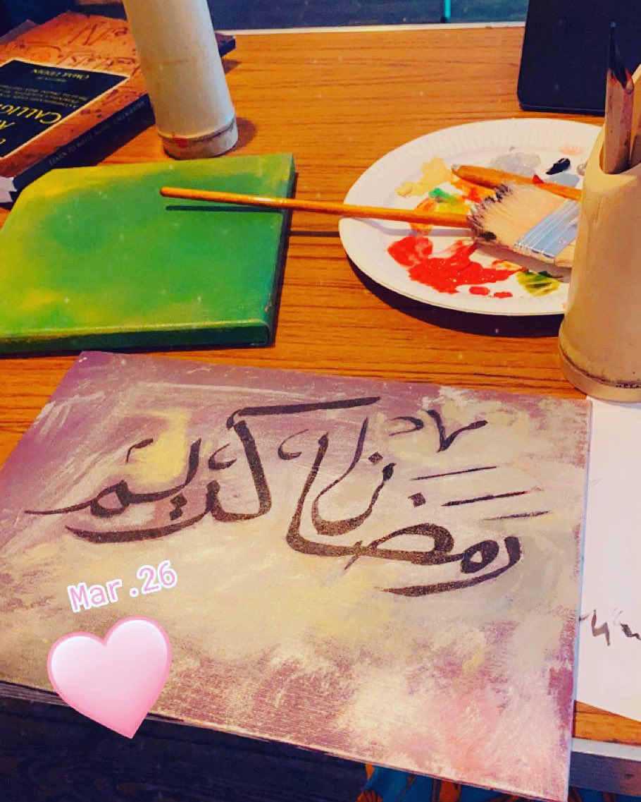 eiman_haroon's tweet photo. Ramadan market with yalla #الخط العربي https://t.co/zgvzbH7mZz