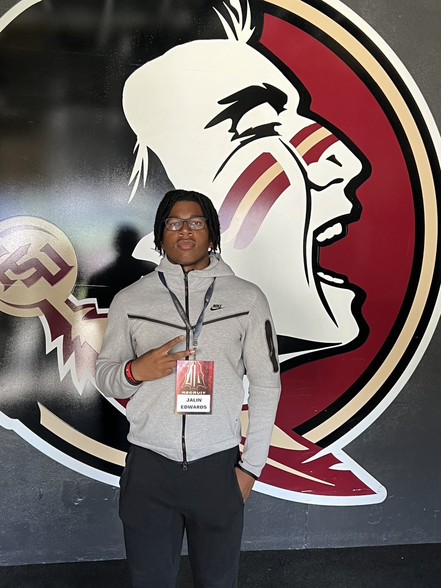 e_therealj's tweet image. Had An Amazing Time In Tallahassee Today on my Unofficial Visit @FSUFootball Thanks to all the coaches who showed love and made it possible! I had a great time, look forward to furthering my relationship with you all!❤️🍢 @odellhaggins @KeiwanRatliff @FSUCoachJP 
#OooYa #Nolefam
