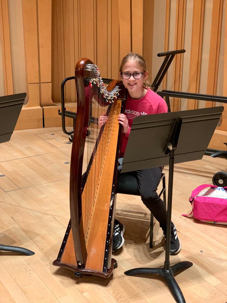 katehall_29's tweet photo. Fantastic experience for these 2 young ladies at the Harp Day held in the @RWCMD. To top it off they got to learn and play alongside the fantastic Welsh harpist @CatrinFinch  @jody_s5 @Ysgol_y_Castell @Craig_A_Hall https://t.co/aAJ3e87V1m