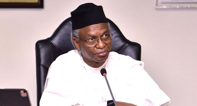 El-Rufai Praises Security Forces For Repelling Bandit Attack On Kaduna Airport
channelstv.com/2022/03/26/el-…