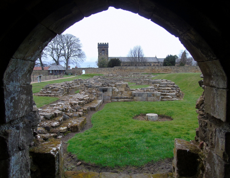 I have a photo gallery for @GisboroprioryEH at aw-history.co.uk/gisborough-pri… Augustinian priory founded 1119, dissolved 1539 #medieval #History @AdrianWaite @EnglishHeritage @RCAmbassadors @guistownfc @guisboroughbook @GuisboroughRUFC @VisitTeesside @RedcarCleveland @nationaltrust