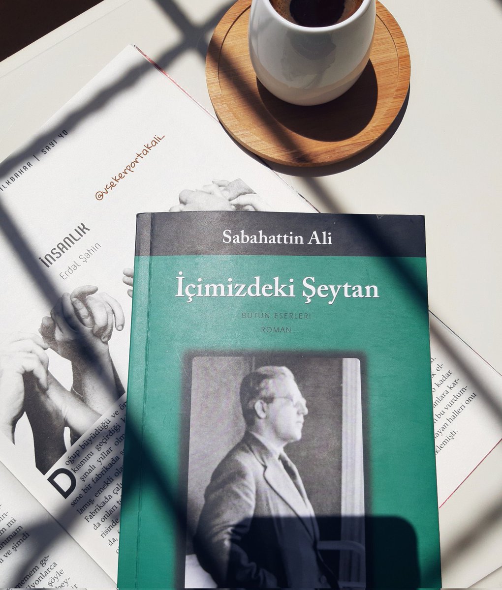 HVMHaber's tweet photo. Tweet’i beğenip bizi takip eden 25 kişiye seçeceği kitabı hediye ediyoruz yapmanız gerekenler sadece bu kadar. 29 Mart 23:00’da açıklıyoruuz. 📚 https://t.co/sPd6G6Q8bD