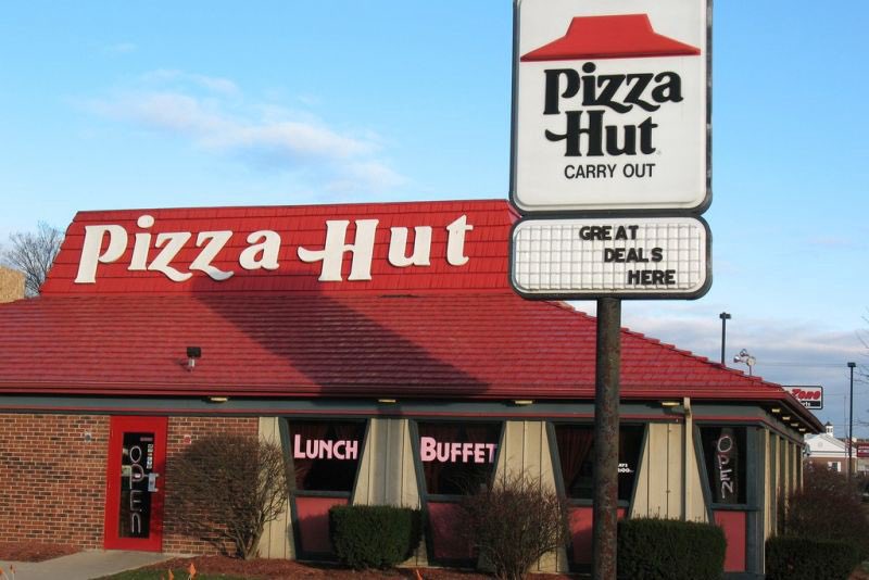 BallsackSports's tweet image. This era of Pizza Hut was undefeated