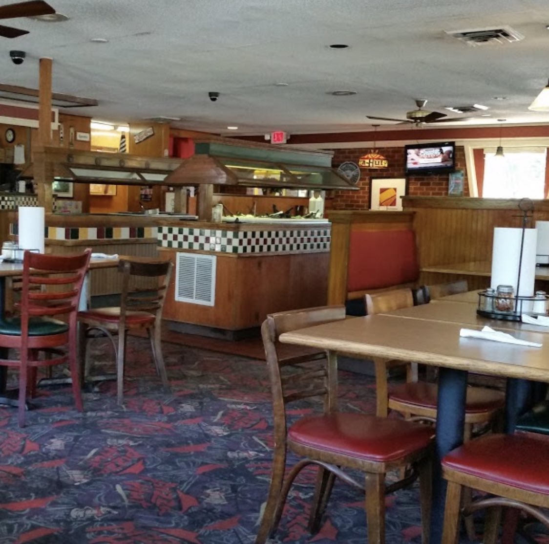 BallsackSports's tweet image. This era of Pizza Hut was undefeated