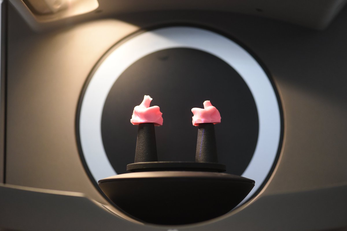 odyoplasti's tweet photo. İzlerin dijital ortama aktarılma esnasında 3D scanner üzerindeki görünümleri. 

Bu noktada dikkat edilmesi gereken husus cihazın bu izleri kaç mikron ile taradığıdır.

Diğer bir teknik data ise tarama süreleridir. 
Kimi tarayıcılar aynı anda tek iz tarar kimisi çift. 

#3D https://t.co/l4KwuEUgT0