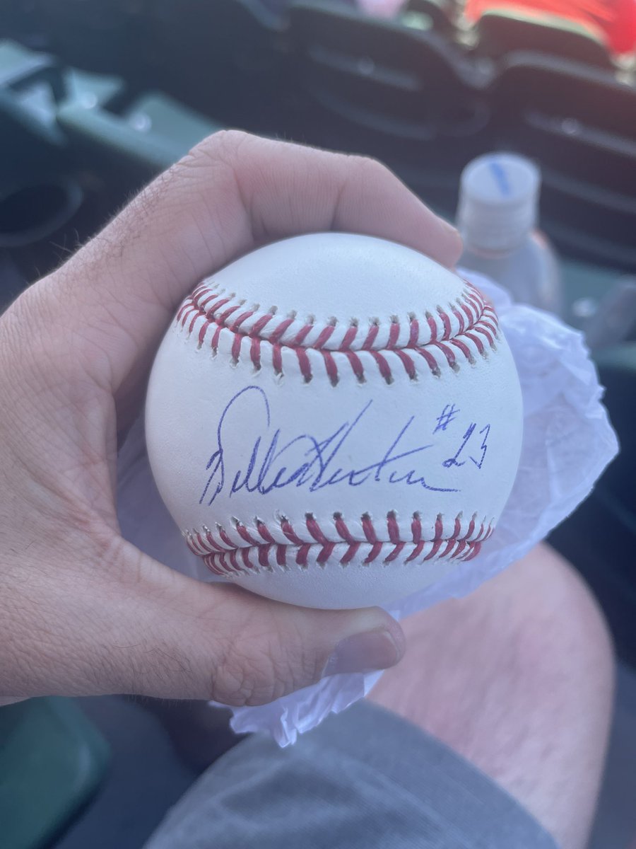 TenthInningBall's tweet photo. Had the pleasure of meeting #Tigers legend Willie Horton prior to todays #SpringTraining game. Incredibly nice guy! https://t.co/hRMrCilMzT