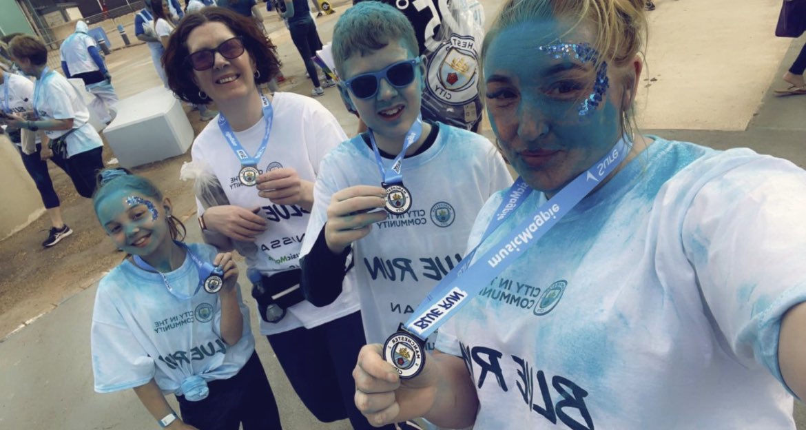 LornaaCooperr's tweet photo. 5th year doing to the #bluerun love it, kids love it such a fun day and the sun was shining ☀️ 
@citctweets #bluerun22 #regulars https://t.co/72SDT7cME6