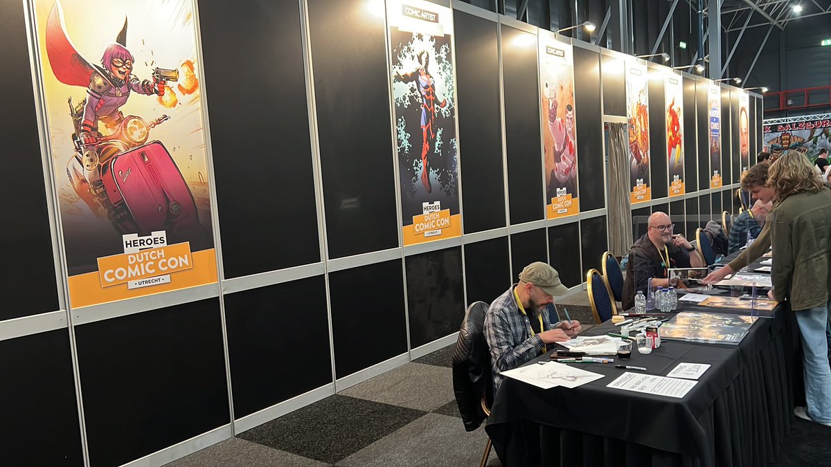 davidmacho's tweet photo. @dutchcomiccon with @rafaalbuquerque @ramonfbachs @portela_francis @ScottKolins @JssMerino @davidleach2000 @joelmeadows1 https://t.co/sNFpiinUVp