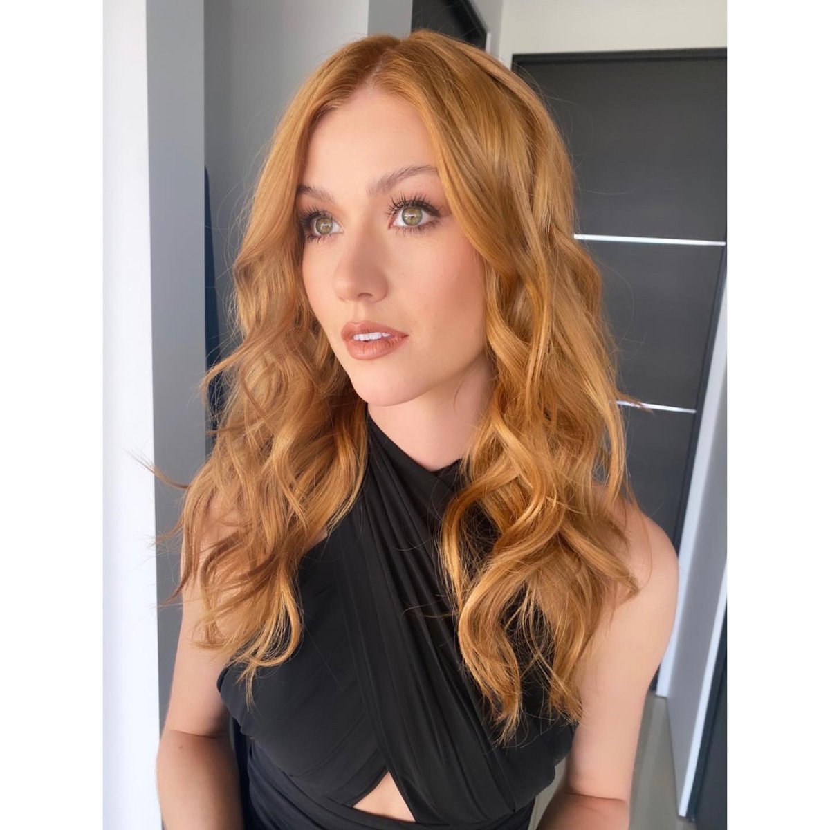 Kat_McNamara's tweet image. Such an incredible night at the #ASCAwards. So inspiring to be surrounded by the cinematographers who create the magic and vision of the films we. Thanks #AmericanSocietyofCinematographers for having me present. Thank you to @MichaelGoi for always believing in me #ASC