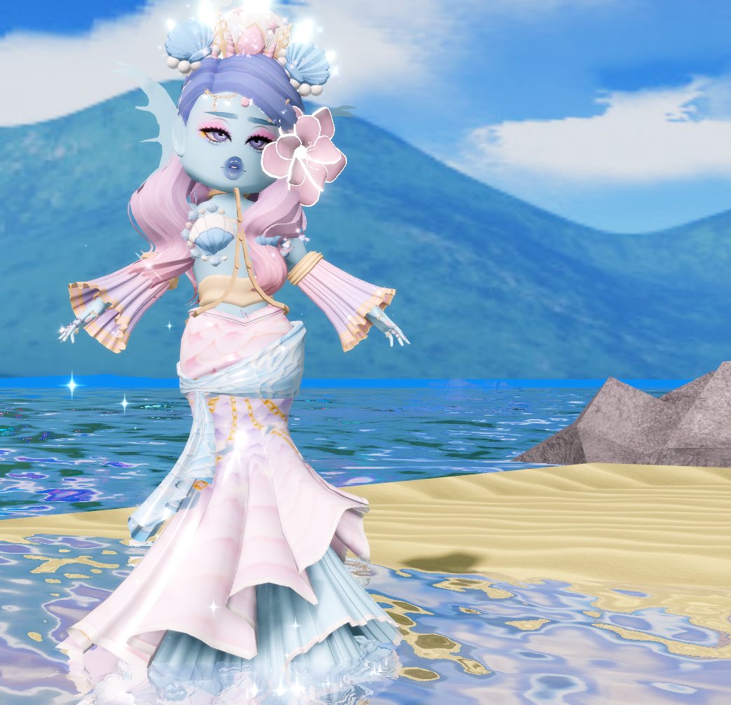 emmie_dearest's tweet photo. she a mermaid!!! #RHSpringPageant https://t.co/2TryQsKgoy