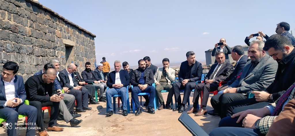 MhgMihrican's tweet photo. Bugün @diyarbakirdeva il ve @BaglaraDeva teşkilatımızın eşliğinde karacadağ köylerini ziyaret edip kendilerinden çok memnun kaldık  @alibabacan  @IhsanMerdanoglu @CihanUlsen @mesutyuksel21 @MedeniTrk2 ve diğer sayısız arkadaşlarımzın da ayaklarına sağlık diyorum keyifli bir gündü https://t.co/sNILNu2aj9