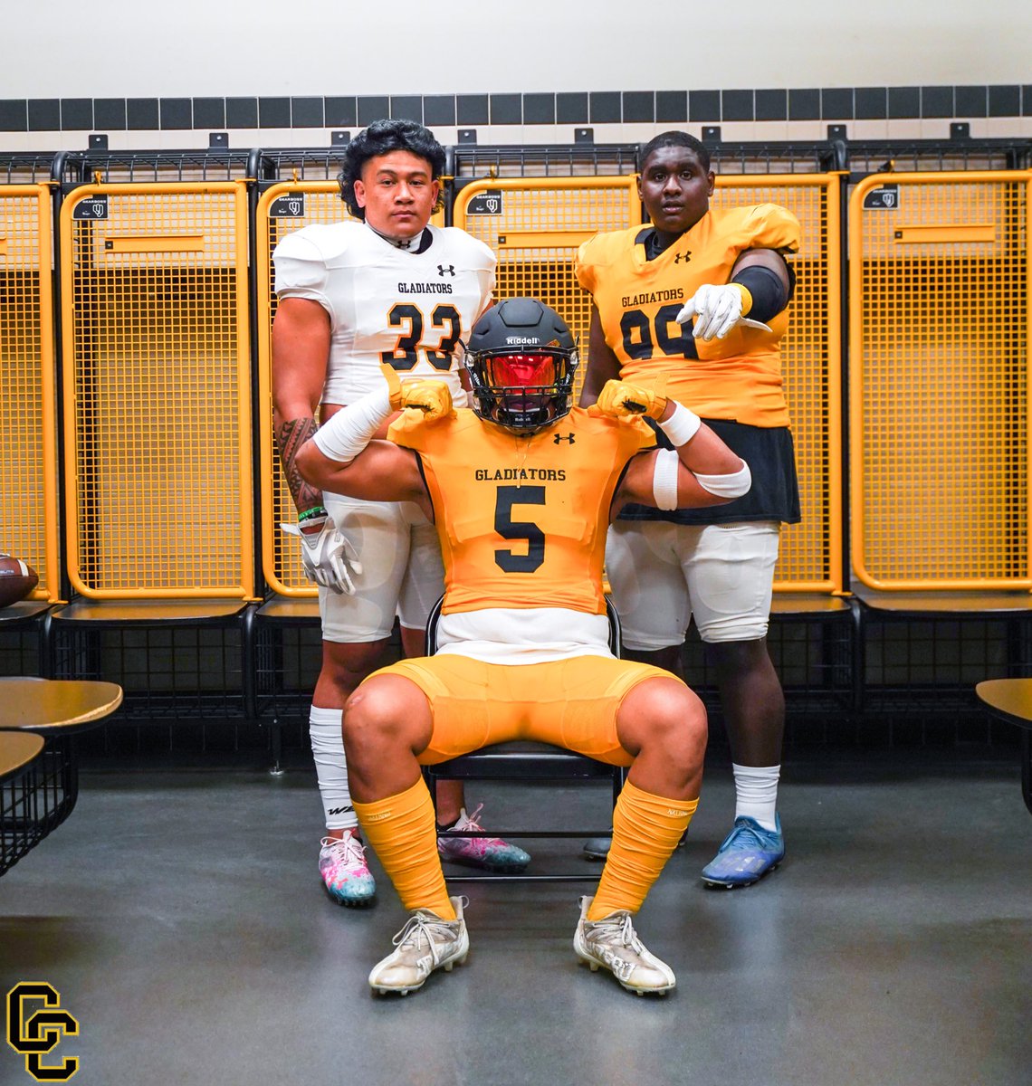 ChabotFootball's tweet photo. Tennyson Gladiators ⚔️⚔️⚔️

 #STACKFAMILY https://t.co/zhPQZsguM1