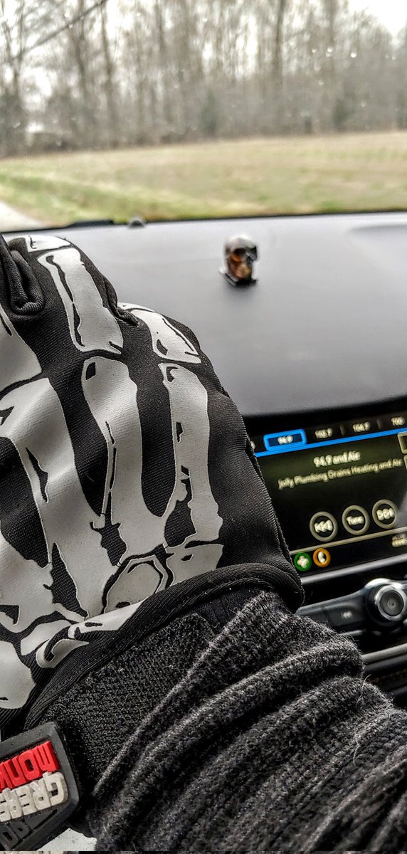 JenBennX's tweet image. When I drive John&apos;s ride, forget my gloves, and have to wear his. Sensing a theme? 💀 

And, yes, that&apos;s snow falling, dagummit. 🤦#BringSpring