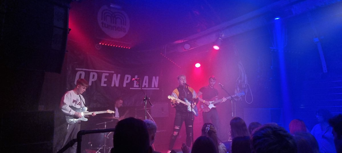 Well, thats the 1st gig of the year, gutted that it took until the 26th March, but there is so much more coming. Superb sets from Brollochan and @Openplanband