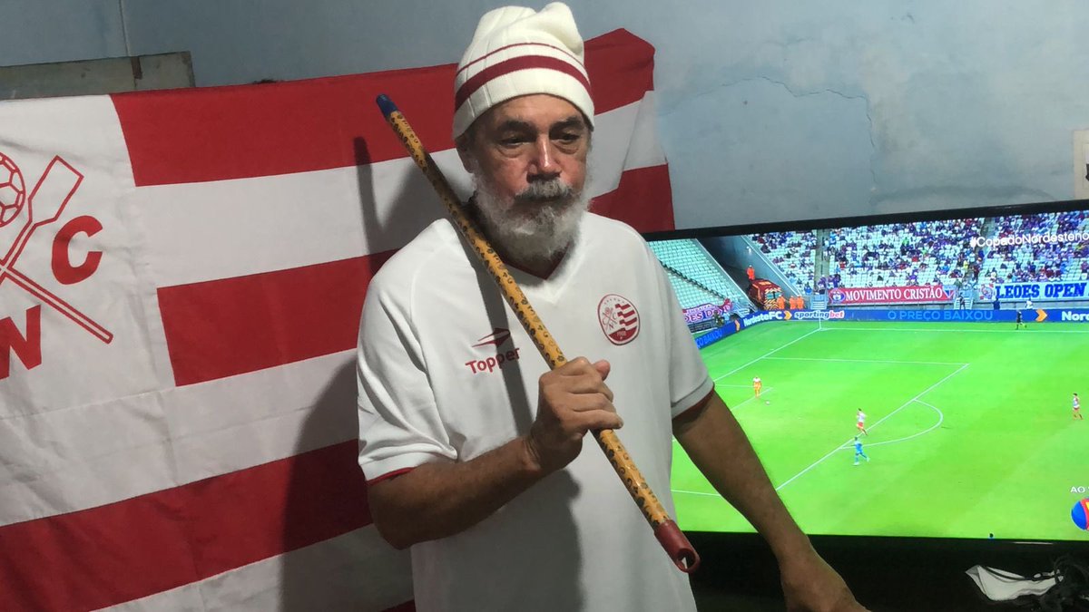 Meu tio, de 75 anos, vendo o jogo do Náutico falou: “Será que um dia vou ver o Náutico na final da Copa do Nordeste?” Então vamos tentar a camisa né Tio. 🥰 #CopadoNordestenoSBT