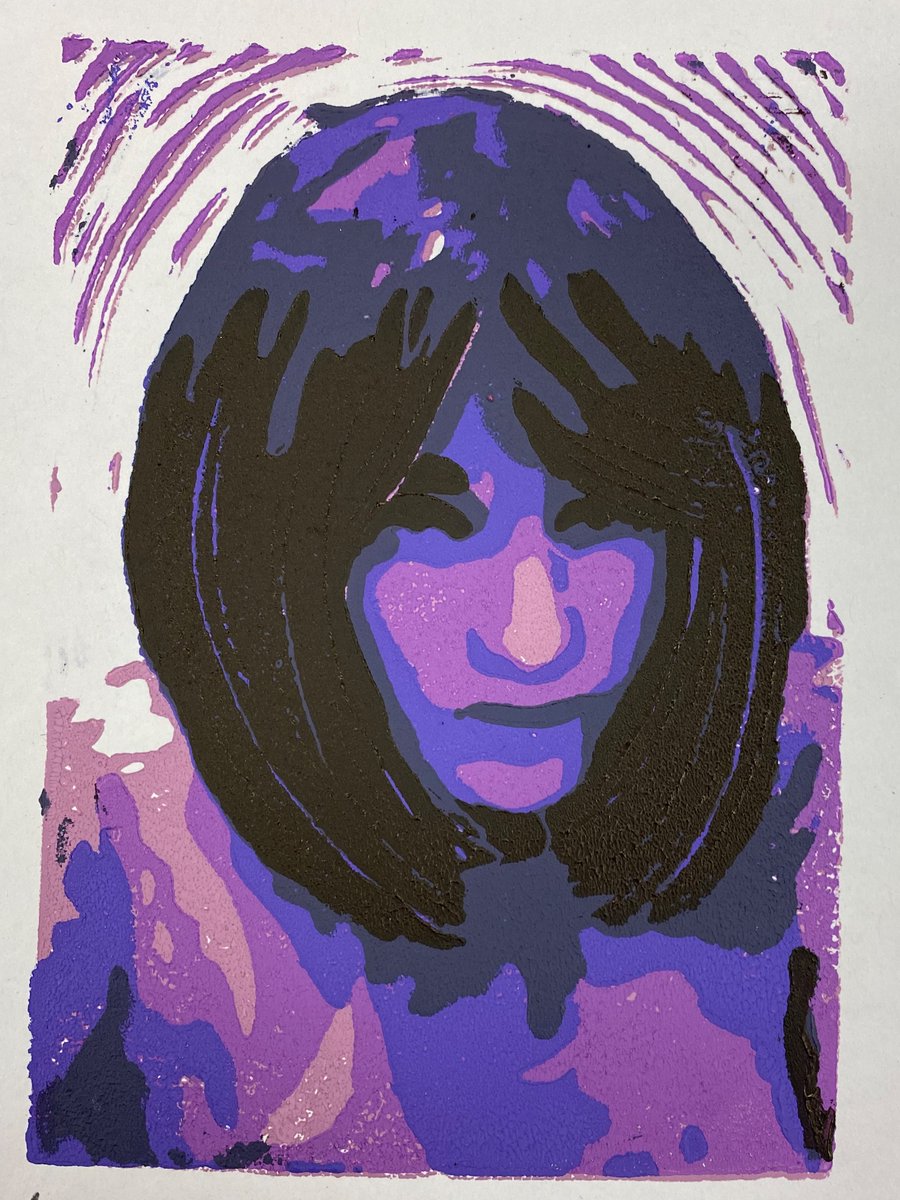 DoodlesPurple's tweet photo. My finished reductive print! 5 layers of carving on this thing. It’s a little messy but I’m happy with how all five of them turned out.
#printmaking #reductiveprint #artprint https://t.co/bhBcEyuIGB