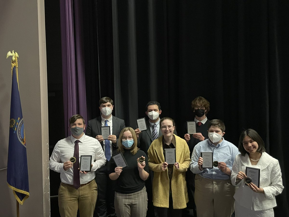 Your Congress national qualifiers!
House:
Viloria (Lawrence)
Larson (Bishop Miege)
Goulter (Lawrence)
Serrano (Sumner)
Fritton (SMS)
Stammeyer (Free State)
Senate:
Robertson (OS)
Riggins (Lawrence)