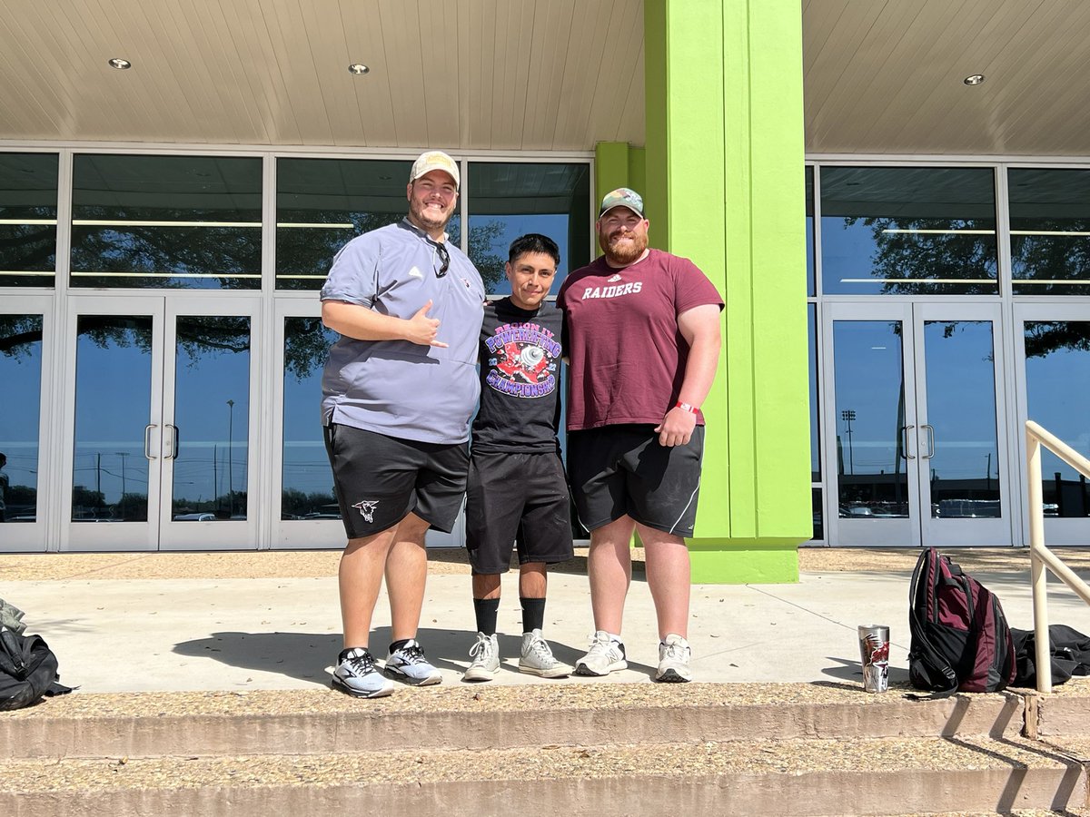 Coach_ArevaloOL's tweet photo. It’s a wrap! Thank you @TxHSPWL for a great meet! A huge thanks to @Gomezican and @sbisdathletics for their continued support and everything they did to get us here! Erik, @CoachCorwin and I couldn’t be more proud of you!
#4YearsInTheMaking #TheRoadToAbilene #THSPA2022 https://t.co/7GyzAiEJ8c