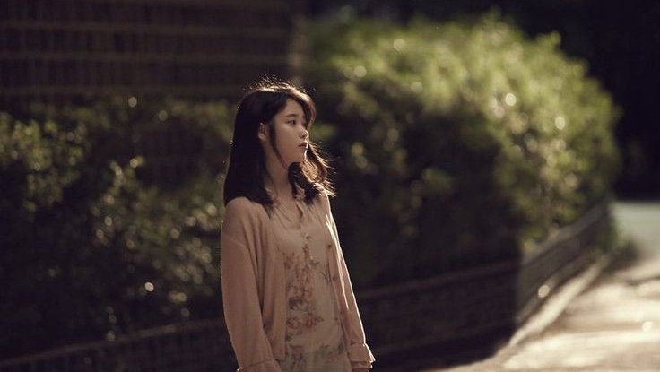 아이유 (@iufolder) on Twitter photo 