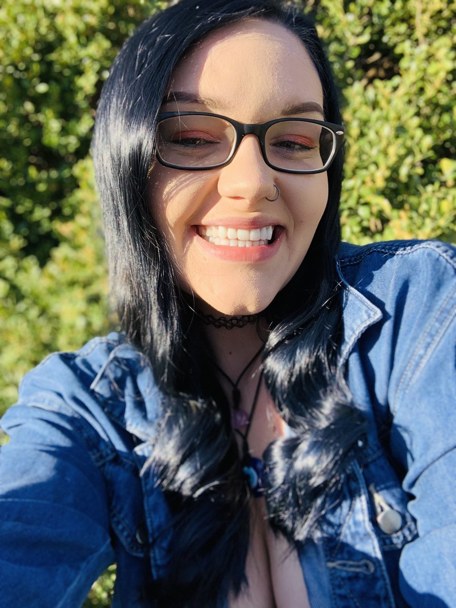 𝖑𝖆𝖓𝖆💫 tweet media