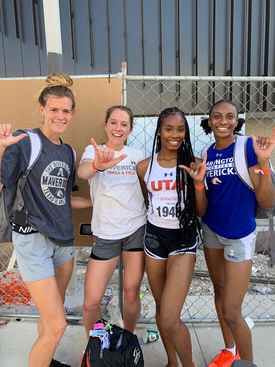 🔥2️⃣NEW SCHOOL RECORDS🔥

Terrell, Ugorji, West, and Bontke recorded the fastest 4x400 time in PROGRAM HISTORY with a time of 3:38.07 in today's final‼️

Tatyana Terrell also ran the FASTEST split time in SCHOOL HISTORY with a 52.51!💨

#MavUp