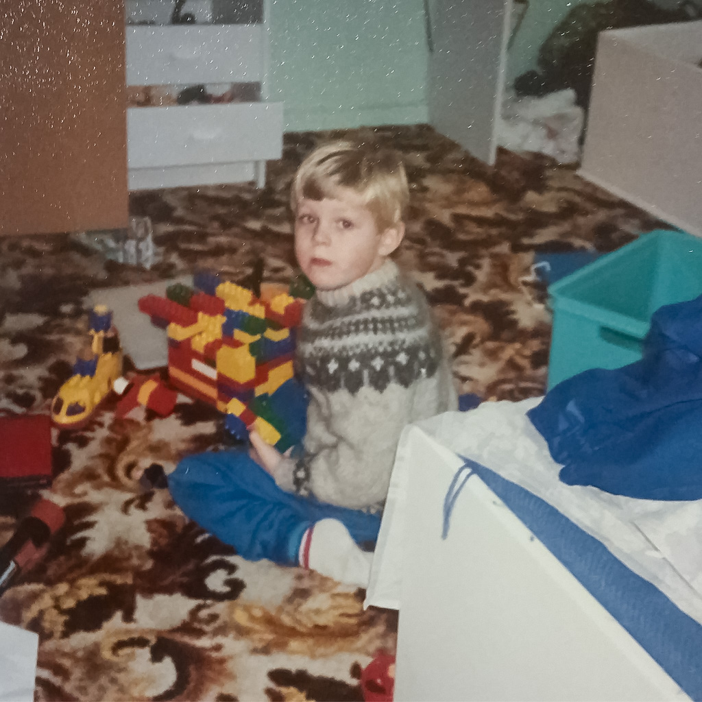 1988 <a href="/KubboNFT/">Kubbo</a>