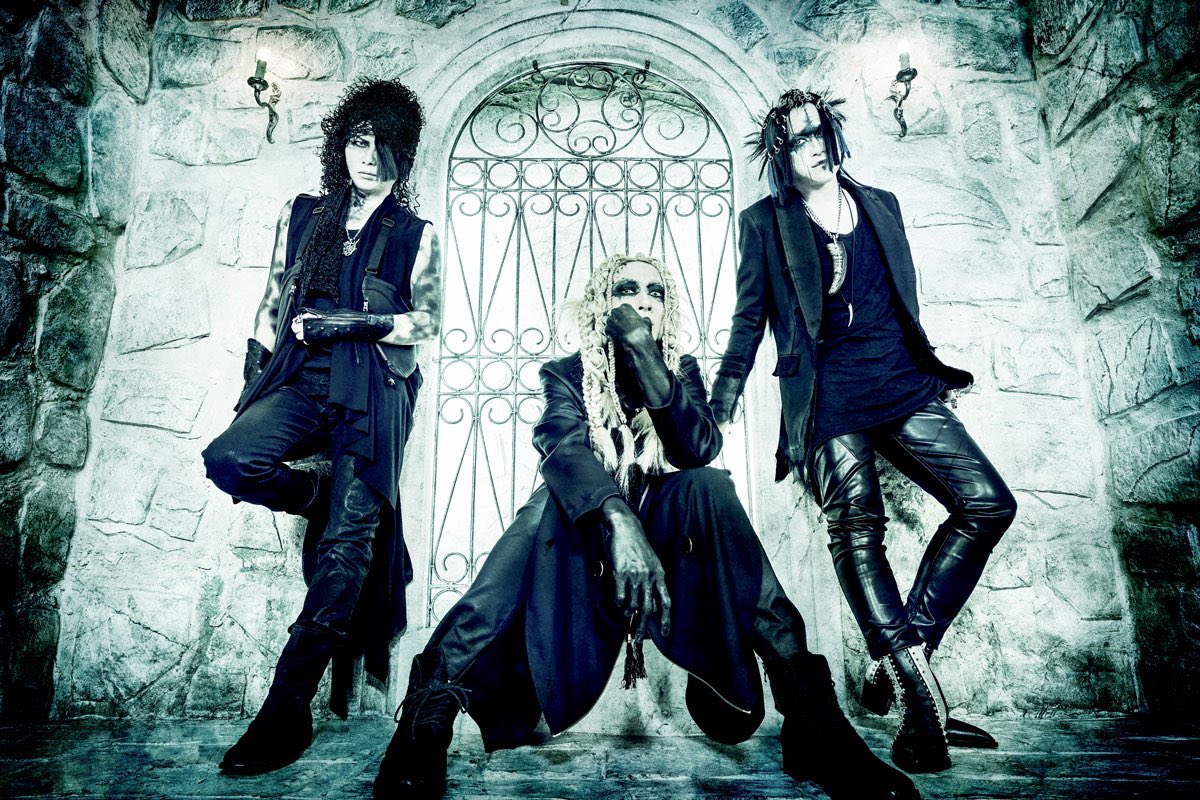 DespaFacts's tweet photo. Karyu, ZERO and TSUKASA have reunited with their session band Luv PARADE! Here's their official look. Go follow their Twitter! @parade_official https://t.co/lVI5kBzB7F