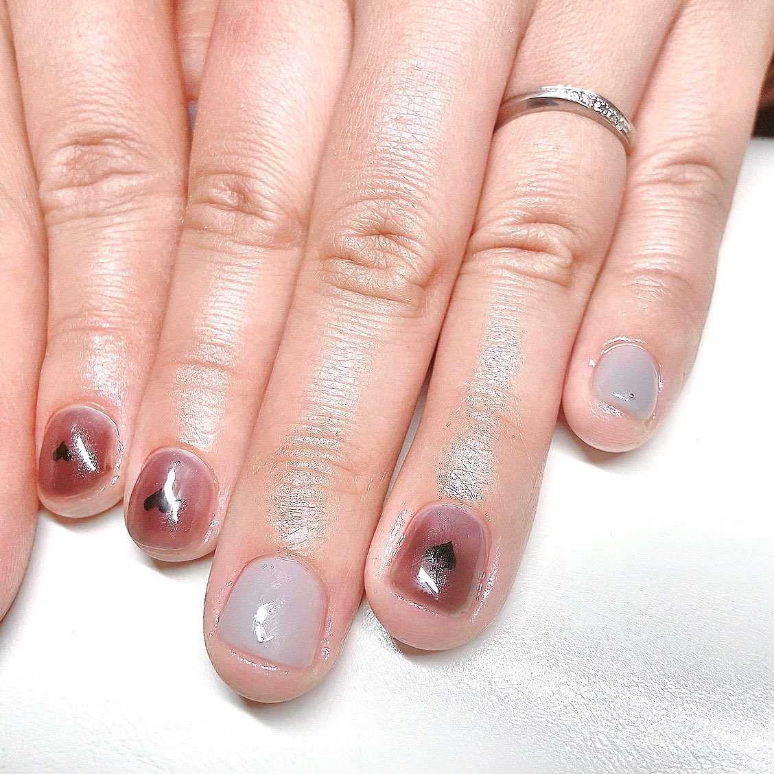 天候さん 深爪矯正ネイリスト シースルーブラックハート ボストンテリア 深爪矯正3回目 7割自爪に移行 頑張って頂いてます 前橋 ネイル 群馬県前橋市 ネイルサロン 深爪矯正 T Co Sukjqkpsal Twitter