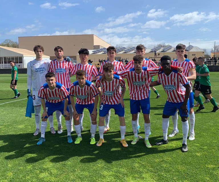 ArnauRubirola's tweet photo. ➡️ | FINAL: Girona B 2-0 FC Ascó
⚽️ @PauVictorDelga1 (2)
👉🏻 El filial de Àxel Vizuete suma 3 puntos vitales en Riudarenes y sigue de pleno en la pelea por el ascenso.
#3div5 #FilialGFC 🔴⚪ https://t.co/XmO0BltEzH