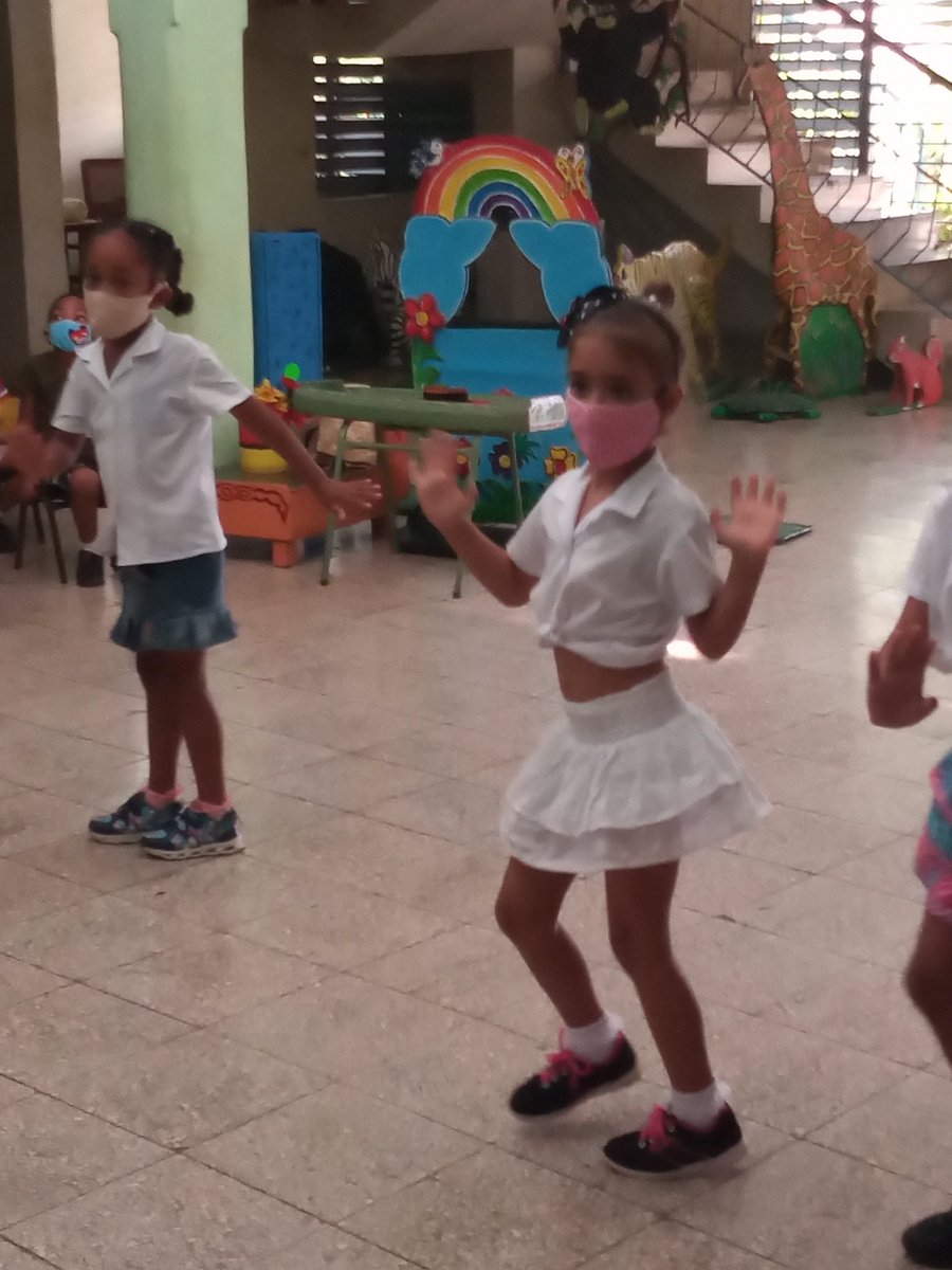 cipcadetes's tweet photo. 🥳Hoy es nuestro día,🎉 Felicidades para todos los Círculos Infantiles de todo el país 🇨🇺, por su bella labor,@RaulSamon ,@elsa_en,@LimontaReyes,@dmesantiago2019,@cipcadetes 🇨🇺 https://t.co/BfSqxZ3lZt