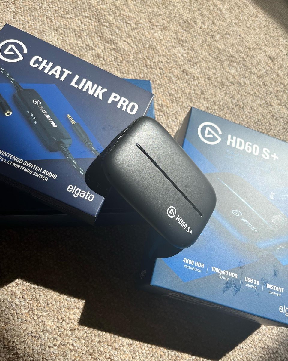 MioSakee's tweet photo. @elgato coming through with the goods 😍 I can stream apex again through my PS5 now!! Guess what we’re playing this Thursday… 😏 #apexlegends #streaming #twitchstreamer #elgato https://t.co/8gJkspLNIc