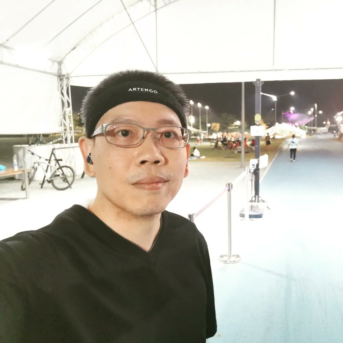 PiboonAwasda's tweet photo. Smart band's acting weírd so all stats came out funny. The point is I got to keep the schedule. Let's work out!
#DI #RSI #havinggrit #empathy #humility
#IWorkForEnlightenment
#thaienglishinterpreter #remoteinterpreter #onsiteinterpreter #simultaneousinterpreter https://t.co/9gingGezfs