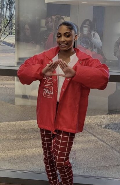 draday65_day's tweet photo. Congratulations Sasha NeCole!!
#DeltaSigmaTheta #Spring22 #LooseThDeuce2 #TheAnchor #UAH https://t.co/4hNU0htdYm