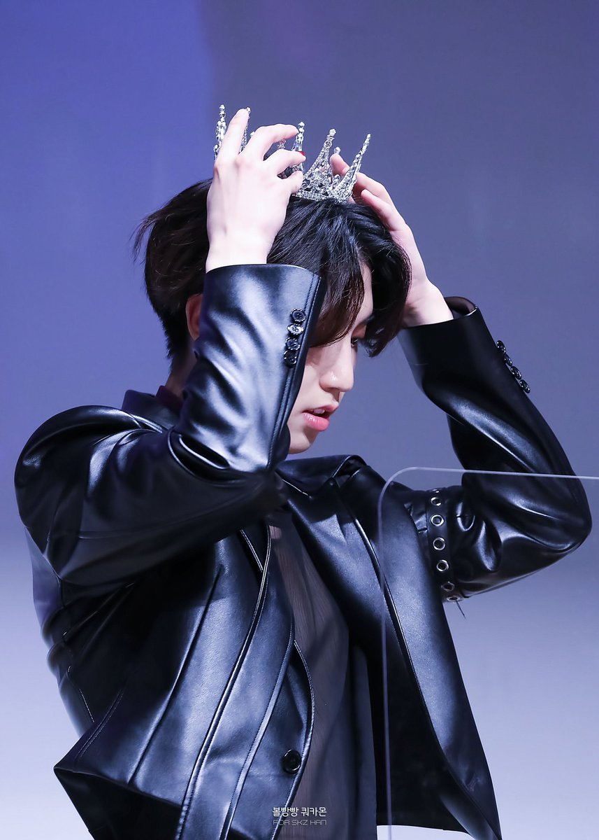 fcirysung's tweet photo. he's so pretty i'm gonna cryy https://t.co/pTHgfHoJvs