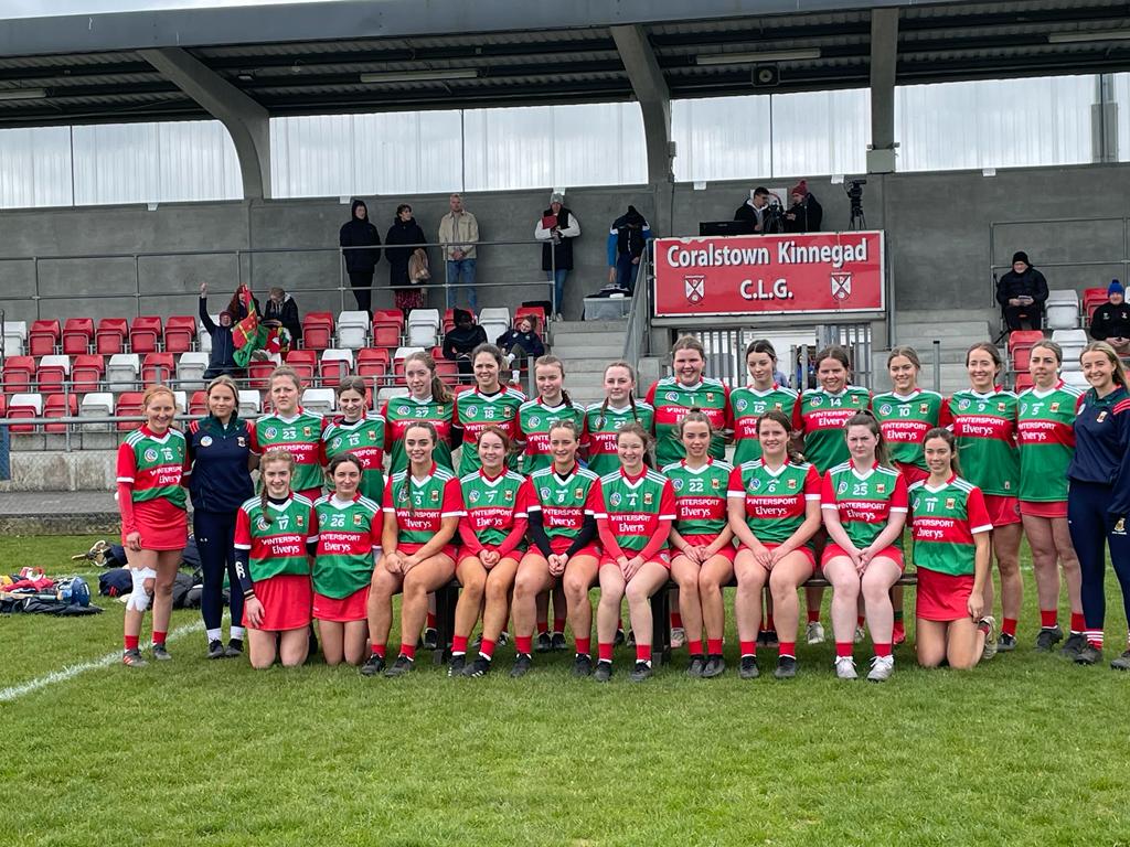 Half time in the @LittlewoodsIRL Camogie Leagues Division 4 Final
Mayo - 1.12
Wicklow - 0.01
#styleofplay @thecontel @mayonewssport @MWRSport  @MayoAdvertSport @WesternPeople @MayoGAABlog @TheGirlThatWri1