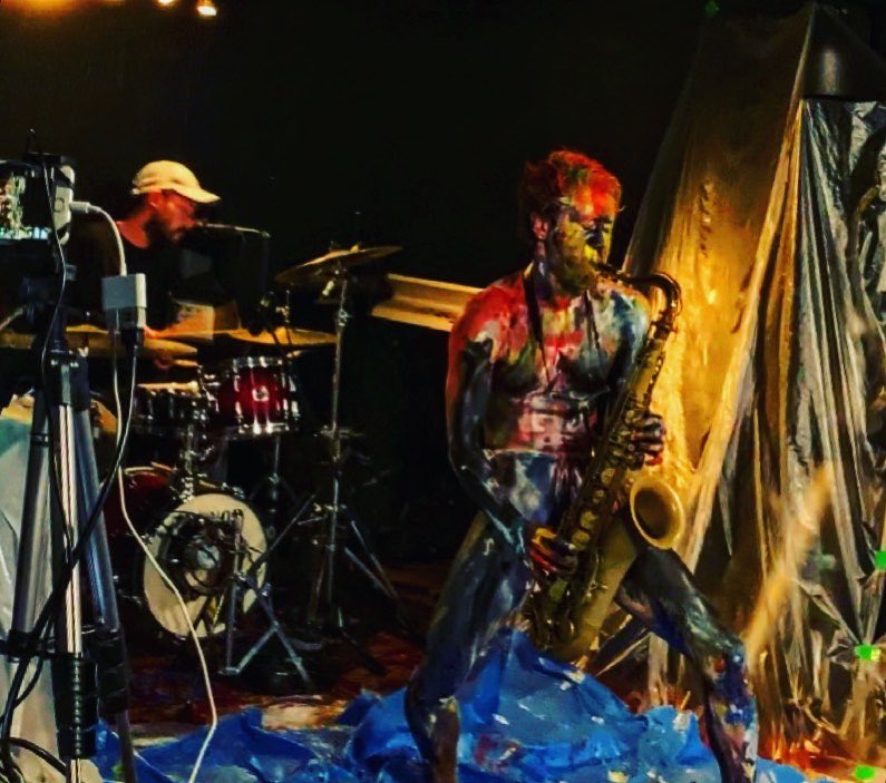 Gloopy_Group's tweet photo. Gloopy Group としての初めてのライブ
そしてシオンくんとの対バン

無事終了しました！

たくさんのお客さまにご来場頂けて嬉しいです。

取り急ぎお礼とご報告まで。
ありがとうございました！
・
・
#バンド #gloopygroup #gg https://t.co/f3iH3GArce