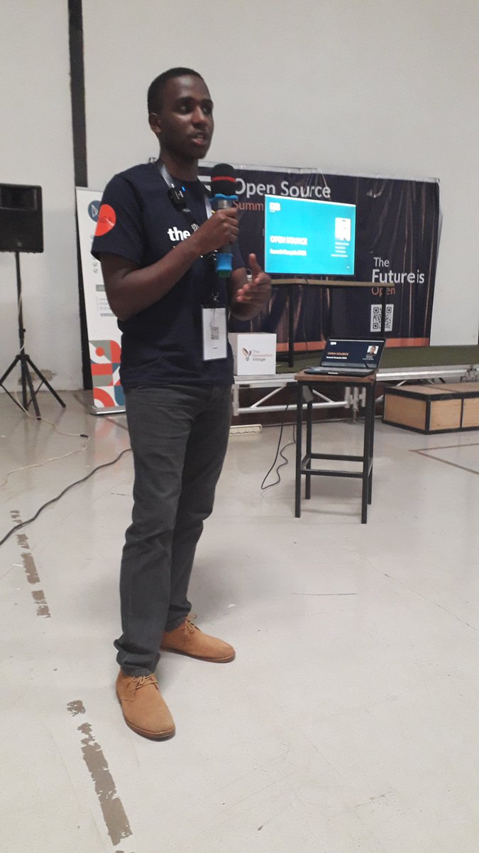theronnielutaro's tweet photo. Over 200+ Engineers, Developers, Designers, Tech Enthusiasts, all representing in person physically yesterday. Such an amazing day filled with insights from everyone. @tunga_io, @prisma, @TheVillageUG, @MotivShopUG, @ZofiCash, @oscakampala, Thanks everyone! #OSSK22 https://t.co/BQpkXoo8hk