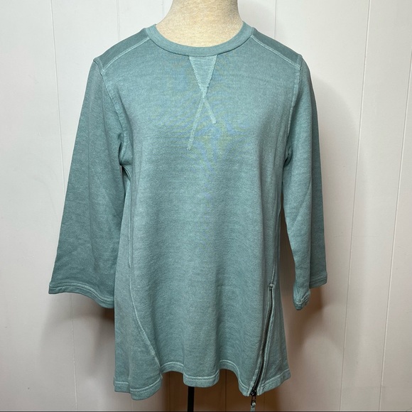map2271's tweet photo. So good I had to share! Check out all the items I'm loving on @Poshmarkapp from @EclecticOutfitr #poshmark #fashion #style #shopmycloset #talbots #swimsolutions #wraplondon: https://t.co/kmalqgus0D https://t.co/4LV4rbAGSC