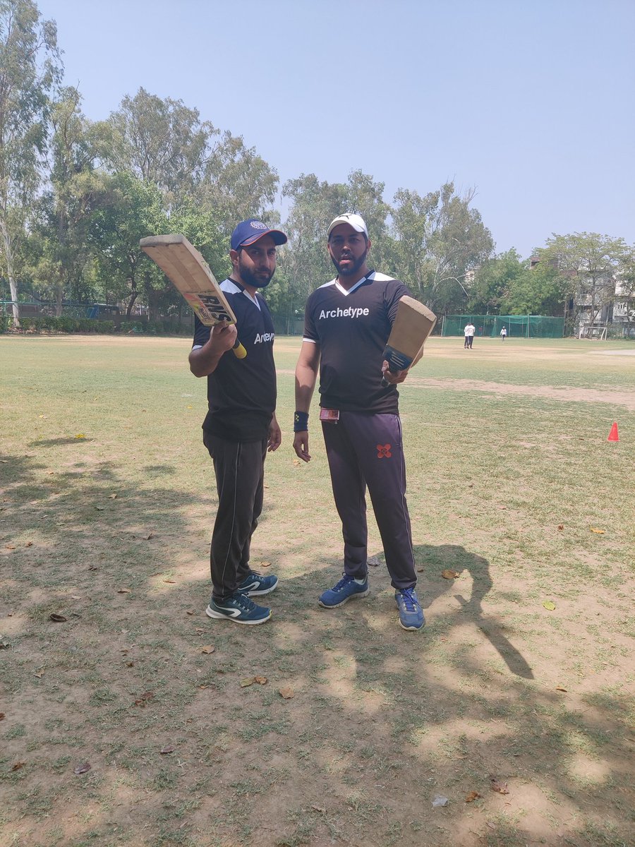 tanushvi's tweet image. @Archetype_IN&apos;s openers captain @Sunnymichael88 &amp;amp; vice captain @suhailmir91 ready for the semi final against @mediamantra 
At #PRPCL2022 
With @PRCAIndia @akankshanegi07 @achinm85 @AkashBatra @Divya_piku @thesakshishukla @HazraRusha