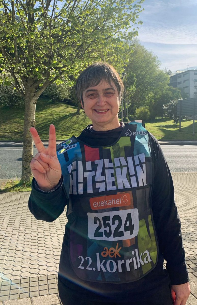 Begotxu Olaizola Elordi (@begotxuo) on Twitter photo 🏴 Roedd yn wych cynrychioli'r iaith Gymraeg a'i diwylliant heddiw yn y #Korrika22 
2 wlad, yr un amcan: cynyddu defnydd ein hieithoedd
🤸Harro Galesko hizkuntza eta kultura ordezkatzeaz gaur Korrikan.2 nazio,asmo bera: gure hizkuntzen erabilera sustatu
#HitzEkin 
<a href="/rondomedia/">Rondo</a> 🏴 Roedd yn wych cynrychioli'r iaith Gymraeg a'i diwylliant heddiw yn y #Korrika22 
2 wlad, yr un amcan: cynyddu defnydd ein hieithoedd
🤸Harro Galesko hizkuntza eta kultura ordezkatzeaz gaur Korrikan.2 nazio,asmo bera: gure hizkuntzen erabilera sustatu
#HitzEkin 
<a href="/rondomedia/">Rondo</a>