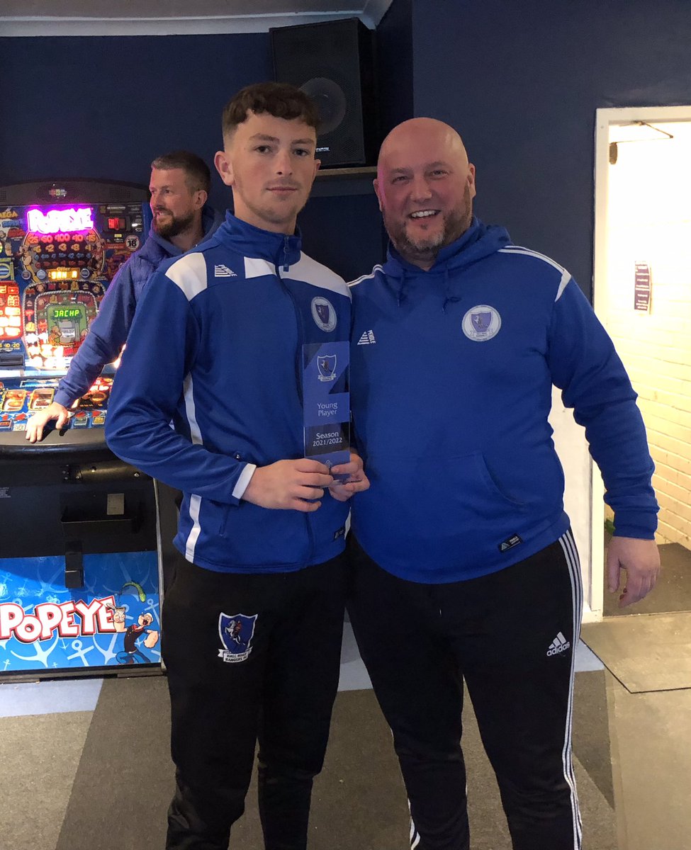 The Young Player of the Season award was picked up by <a href="/Harrygriff17/">Harry Griffin</a> and he was presented with his trophy by joint manager <a href="/leon7285/">Leon Sewell</a>.
Congrats Griff 👏