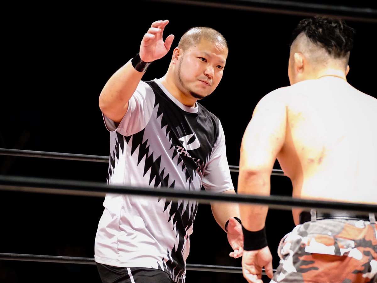 katsuo59179356's tweet photo. 2022.04.09新木場1stRING
大日本プロレス大会
#塚本拓海 選手
#CCW認定カナディアンヘビー級王者
#pw_basara
#strongbj
#bjw
#大日本プロレス https://t.co/ZyedsHqgu6